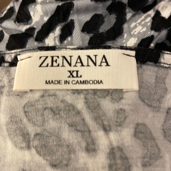 NWOT. Zenana Leopard Print Romper. XL. Gray, Black, White - Picture 8 of 9